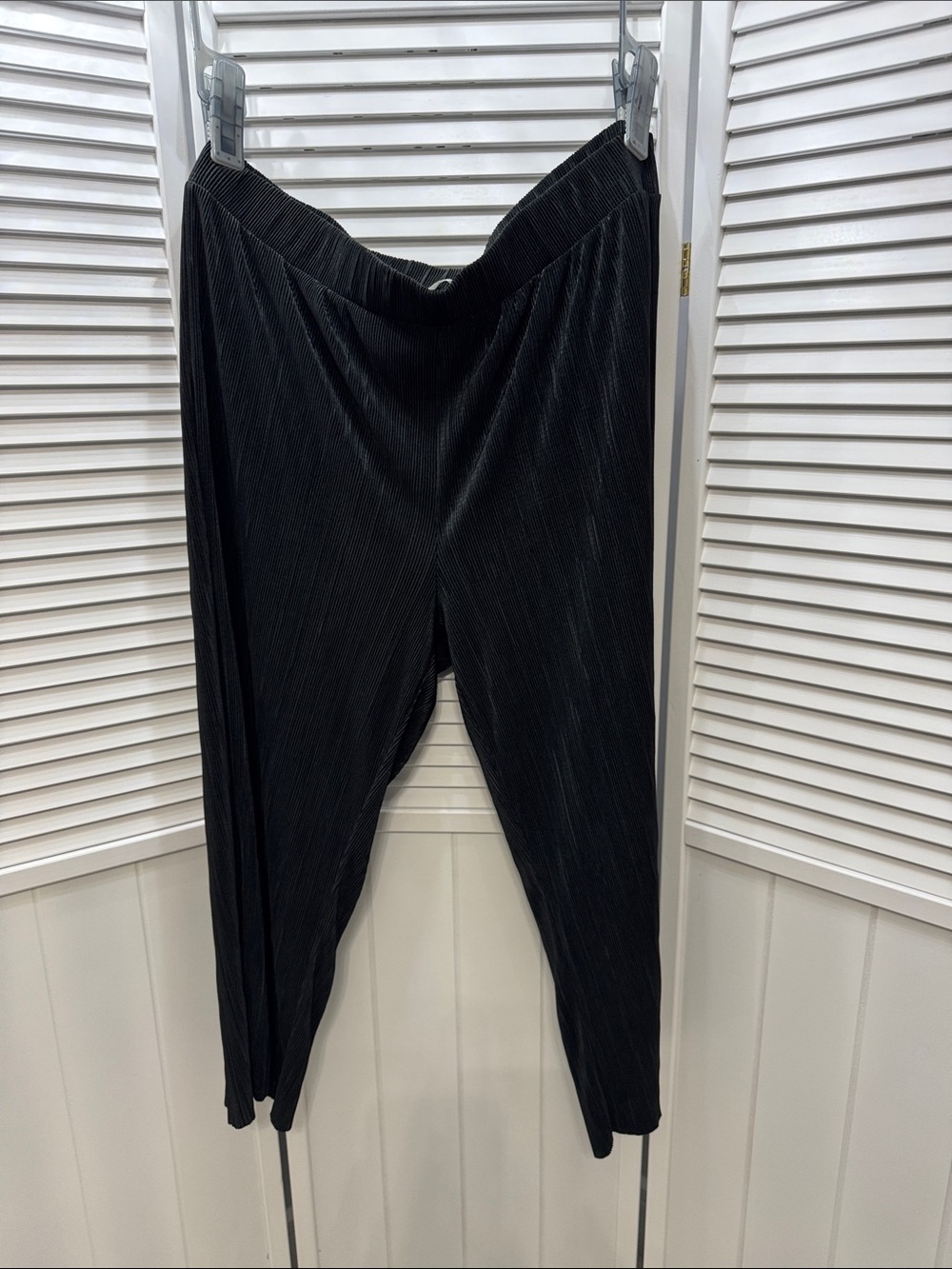 Cyrus Black Ribbed pant